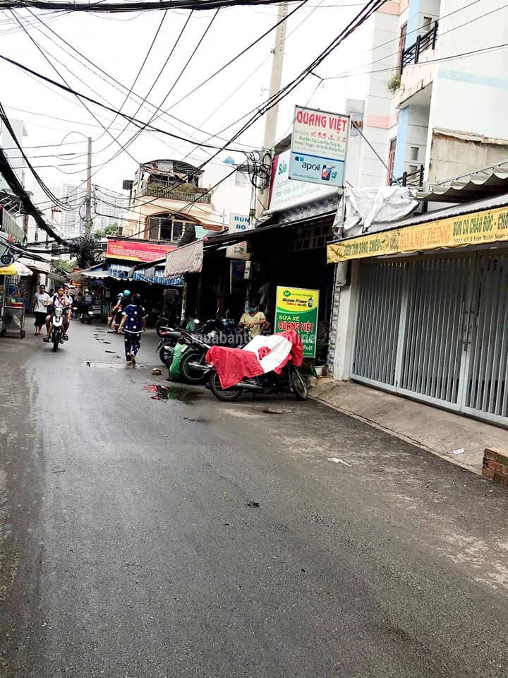 Bán nhà hẻm 1041 Trần Xuân Soạn, P Tân Hưng, Quận 7, xe hơi cách nhà 10m