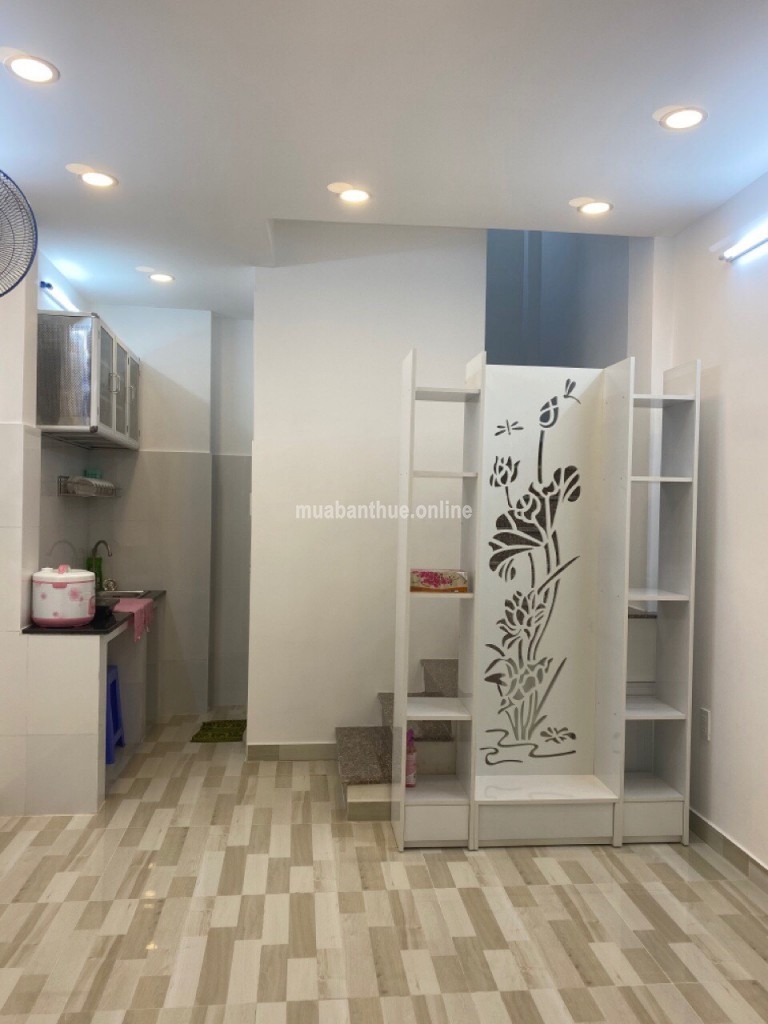 Mua nhà lớn hơn bán gấp nhà HXH Trần Văn Quang 30m2 giá 3 tỷ 5 TL