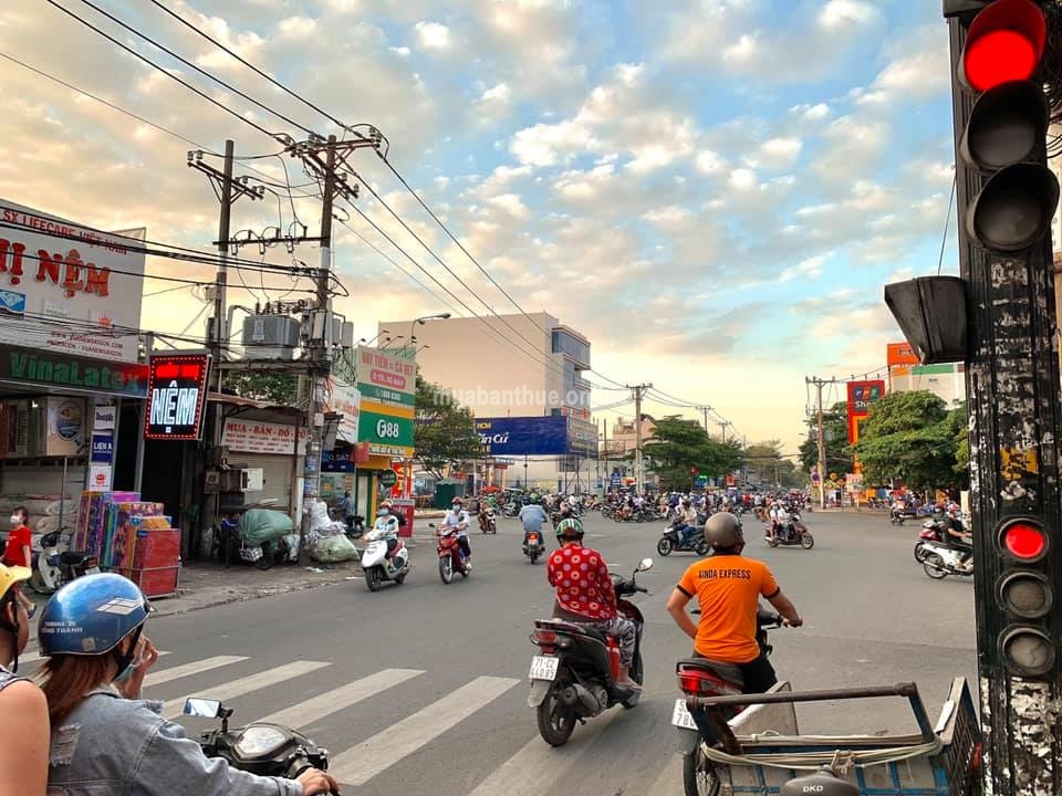 Bán đất MTKD 358 Bình Long, P. Phú Thọ Hòa, Q. Tân Phú.