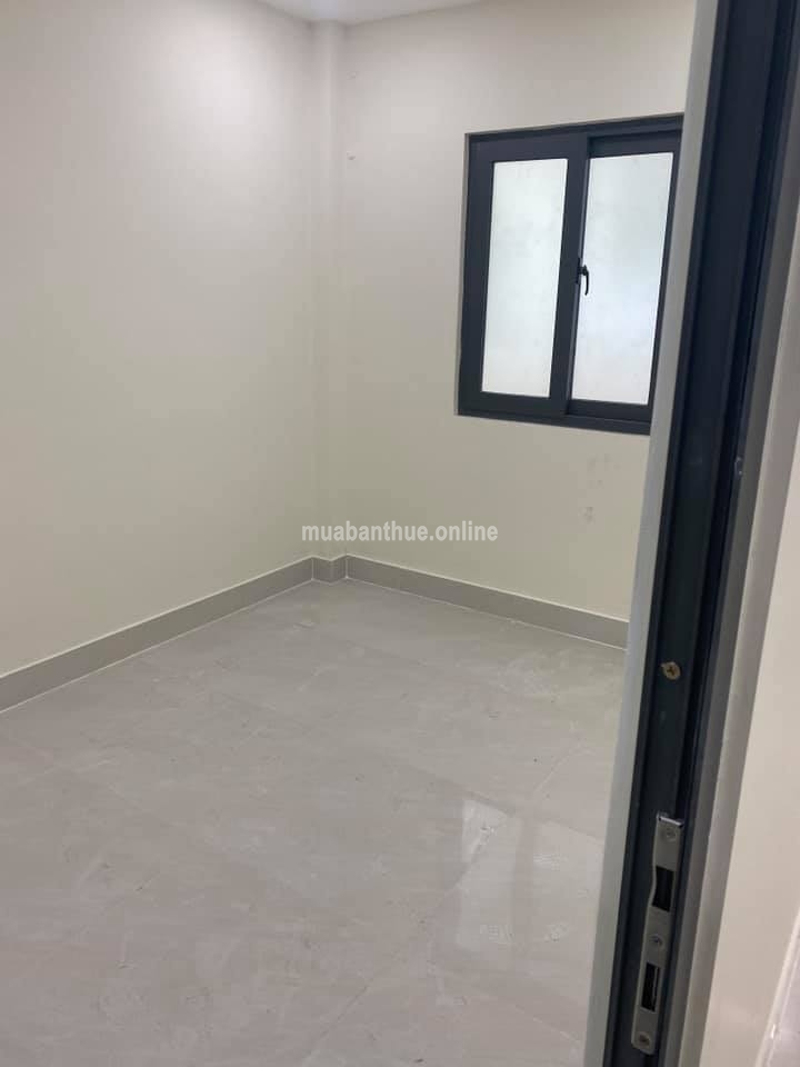 Nhà 24.5m2 P10 GV giá rẻ