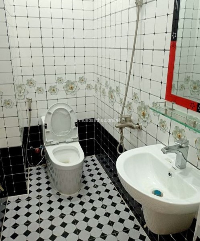 Căn nhà phố đẹp nhất sài gòn ,1 trệt 3 lầu,5pn 5wc,sổ hồng riêng,56m2,kẹt tiền bán gấp