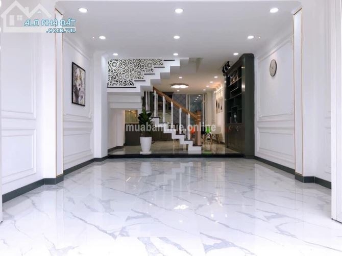 Nhà 100m2 sổ hồng riêng mặt tiền Lê Văn Lương nhà phố hiện đại