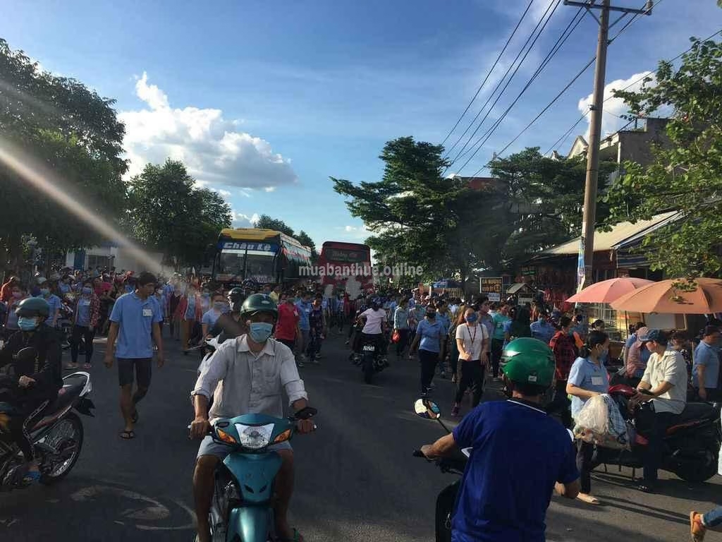 Gia Đình Tôi Cần Bán dãy Nhà Trọ 300m2