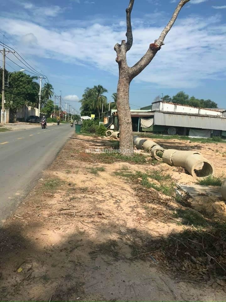 Mặt tiền tỉnh lộ 7 . Cu chi