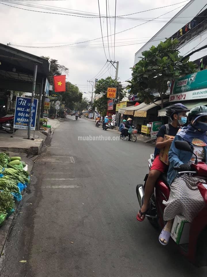 Mặt tiền chợ Hiệp Thành - Quận 12