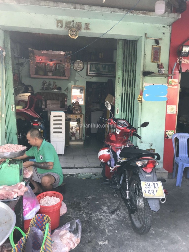 CC Bán nhà 2 tấng ngay chợ đường Lê Quang Sung, P. 6, Q. 6, Tp. HCM